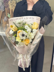 Cream yellow mixed bouquet
