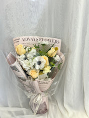 Cream yellow mixed bouquet