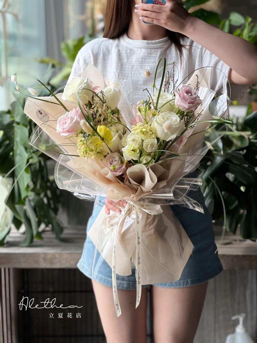 Alethea Florist Pick - Nude Tone