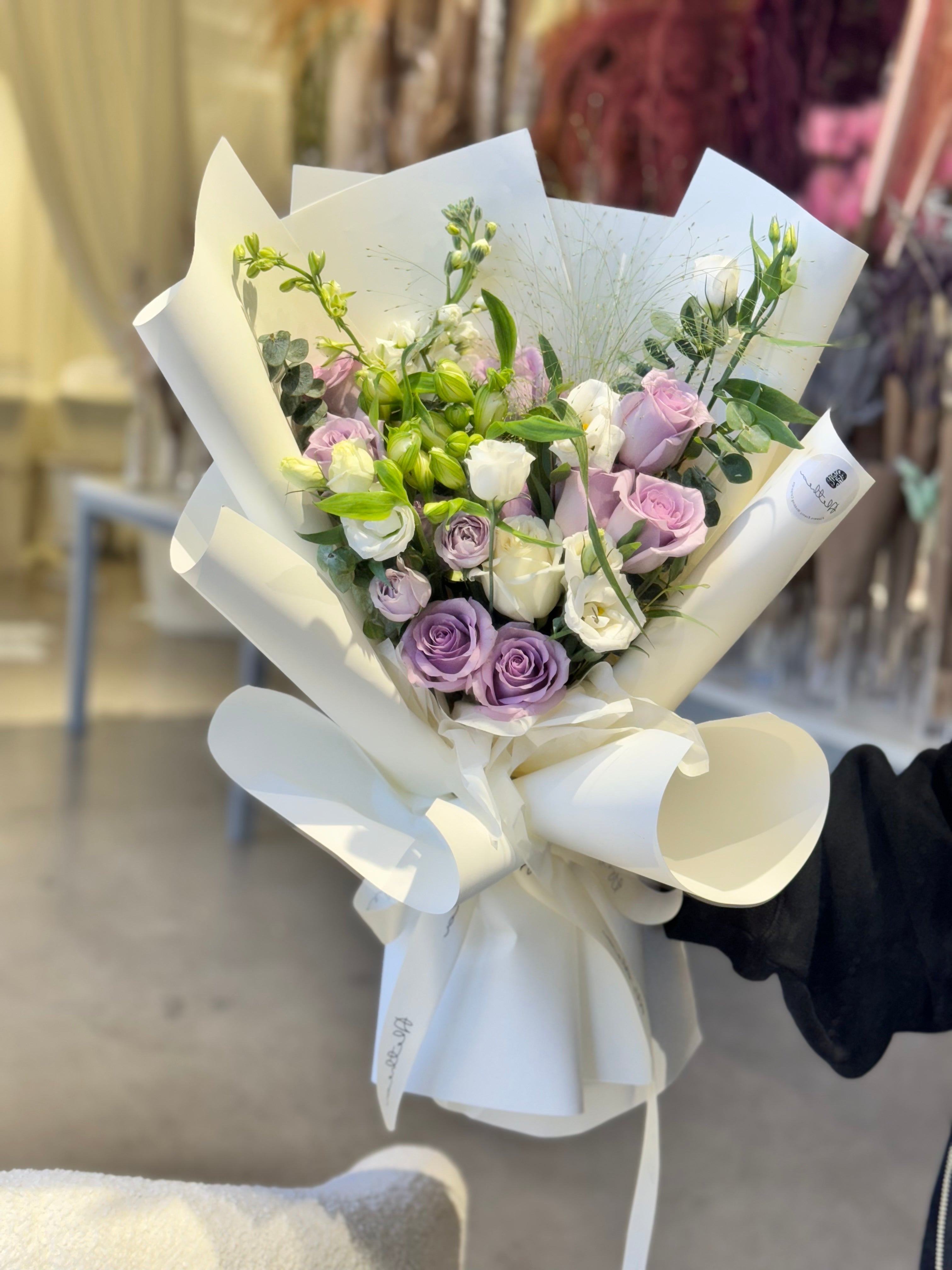 Lavender rose ocean song mixed bouquet