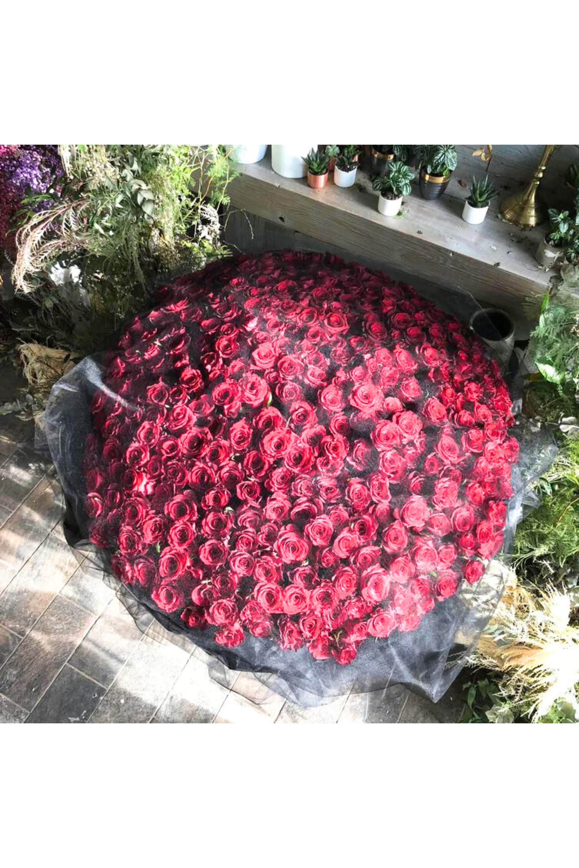 Alethea Chiffon Bouquet - Paris Red