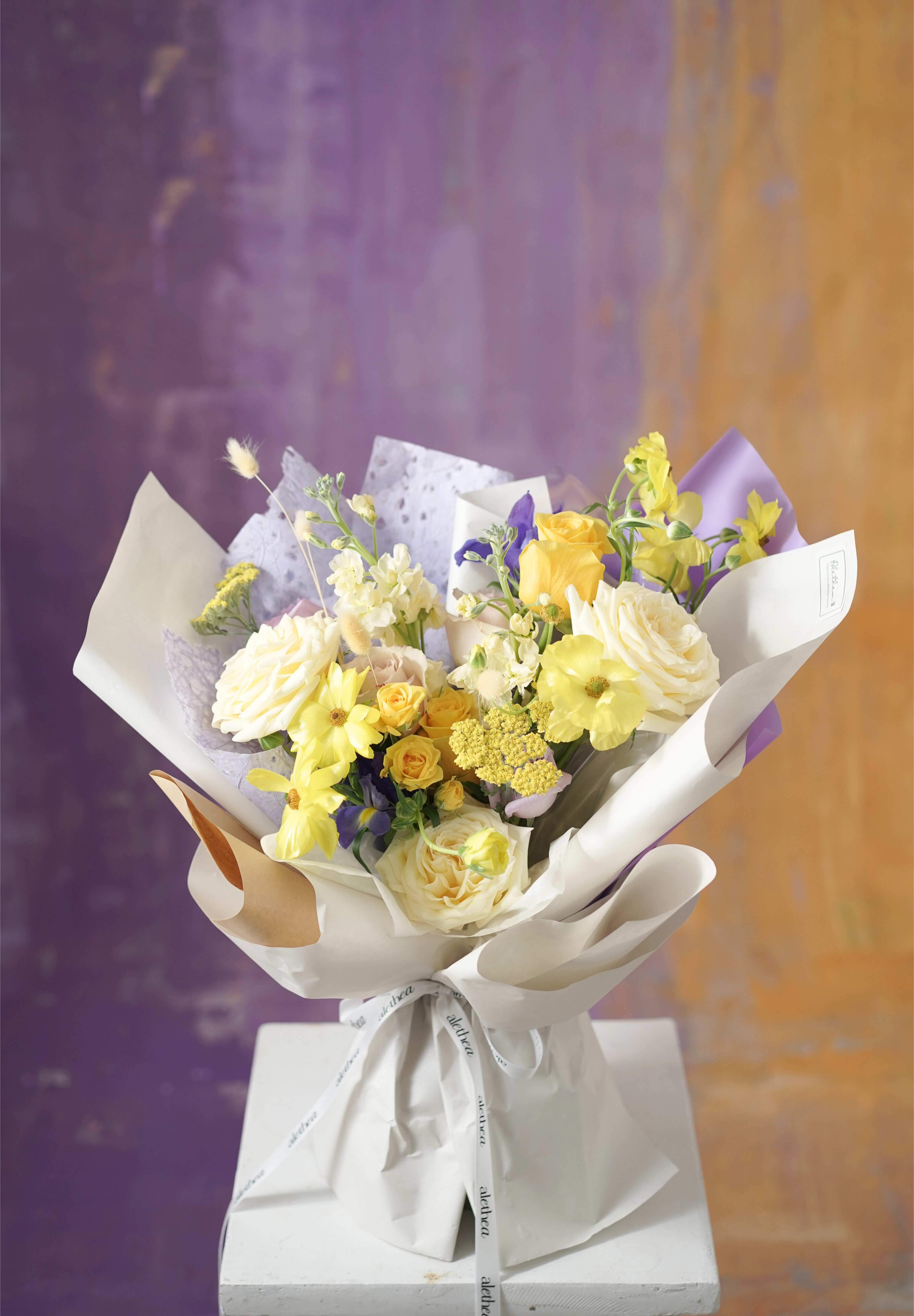 AletheaGeminiBouquet-ZodiacSign2.png
