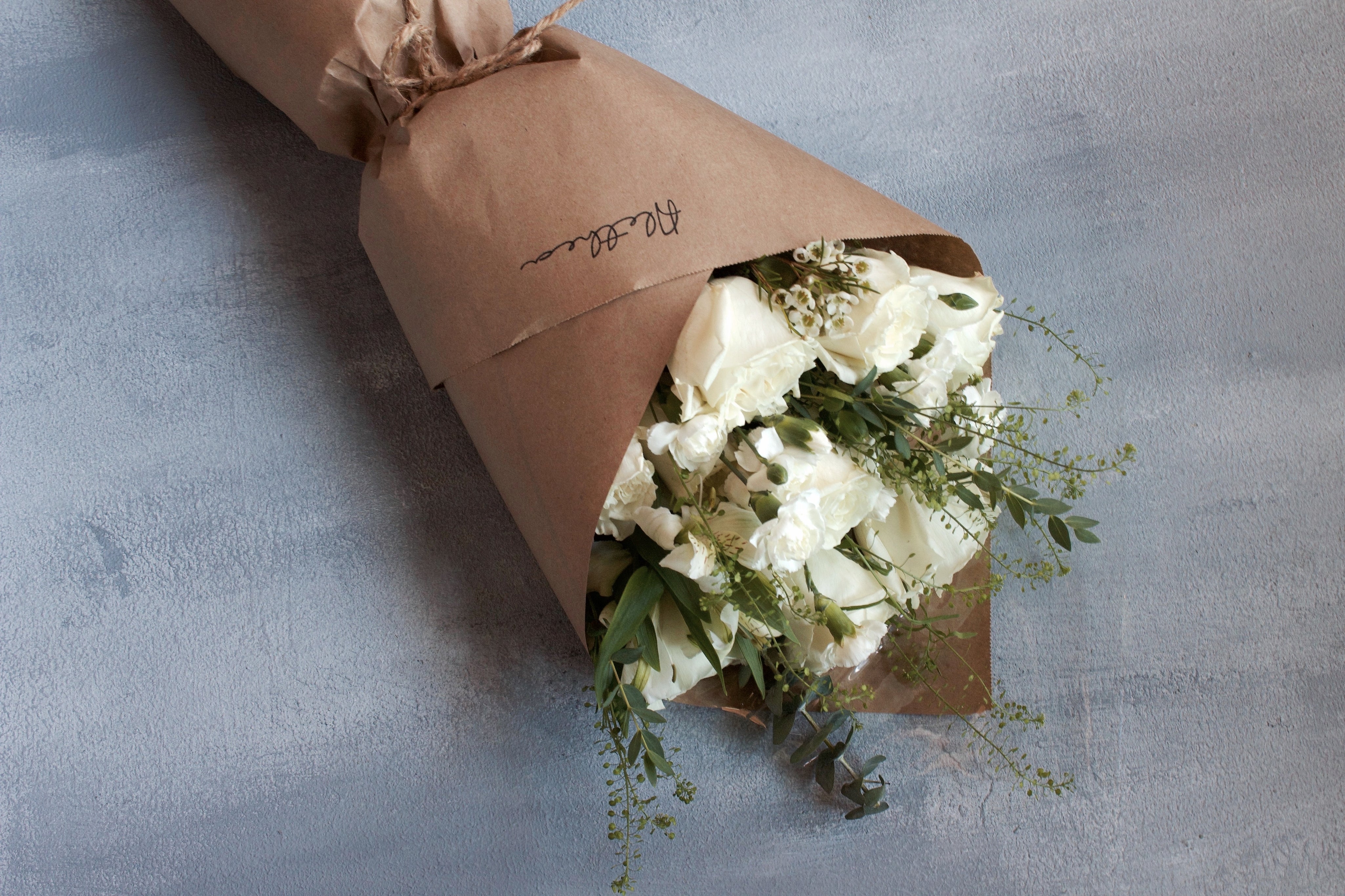 Alethea Earth Bouquet - White Tone