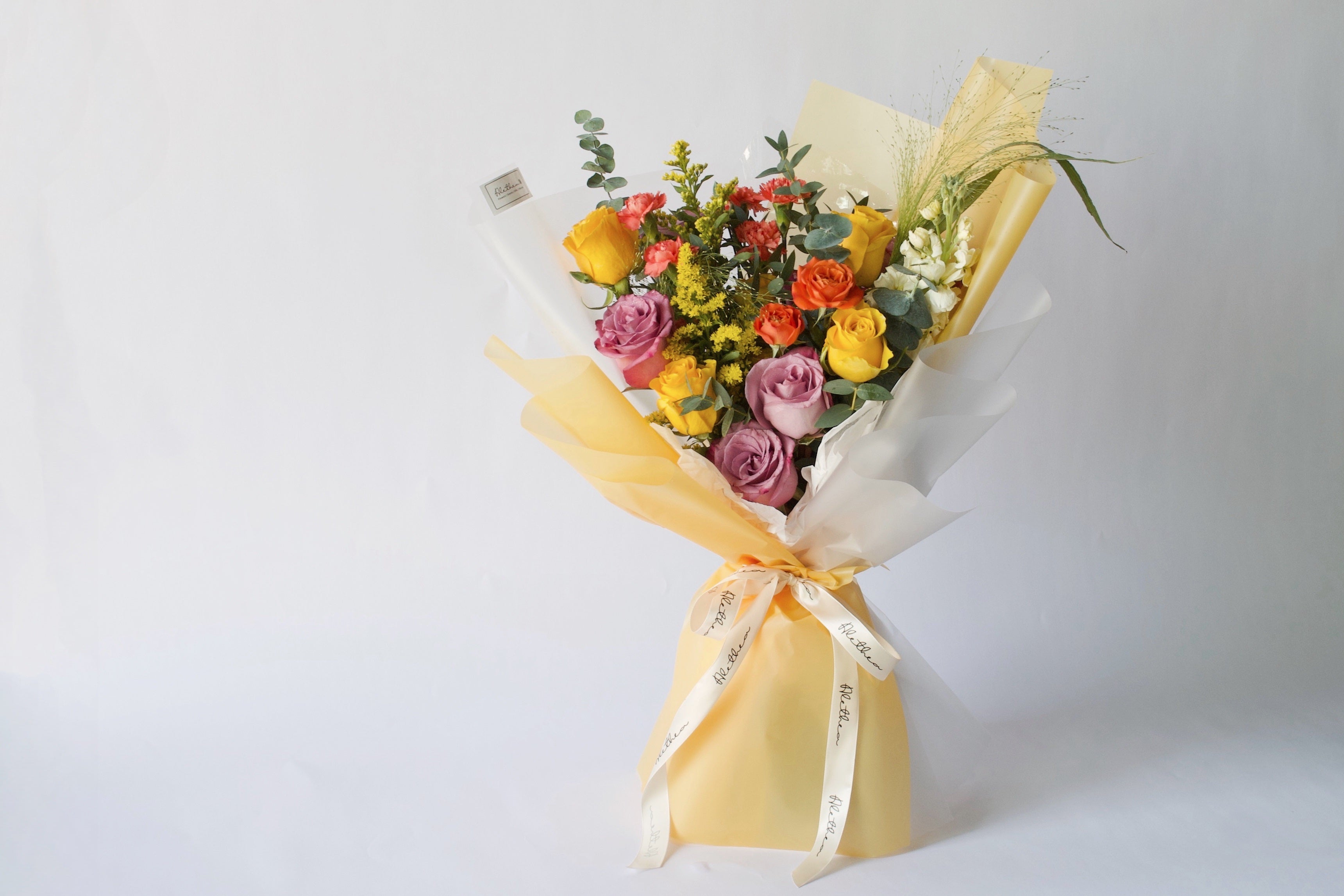 Alethea Urban Bouquet - Bright Tone
