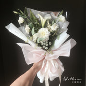 Alethea Urban Bouquet