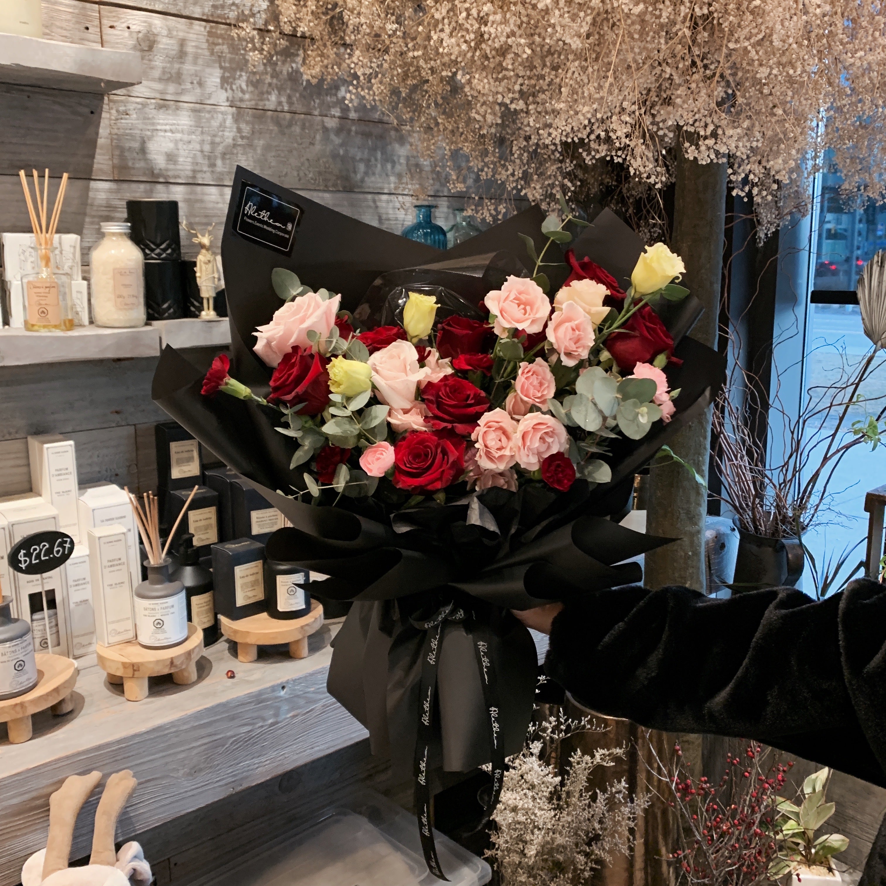 Alethea Urban Bouquet