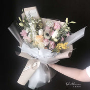 Alethea Urban Bouquet