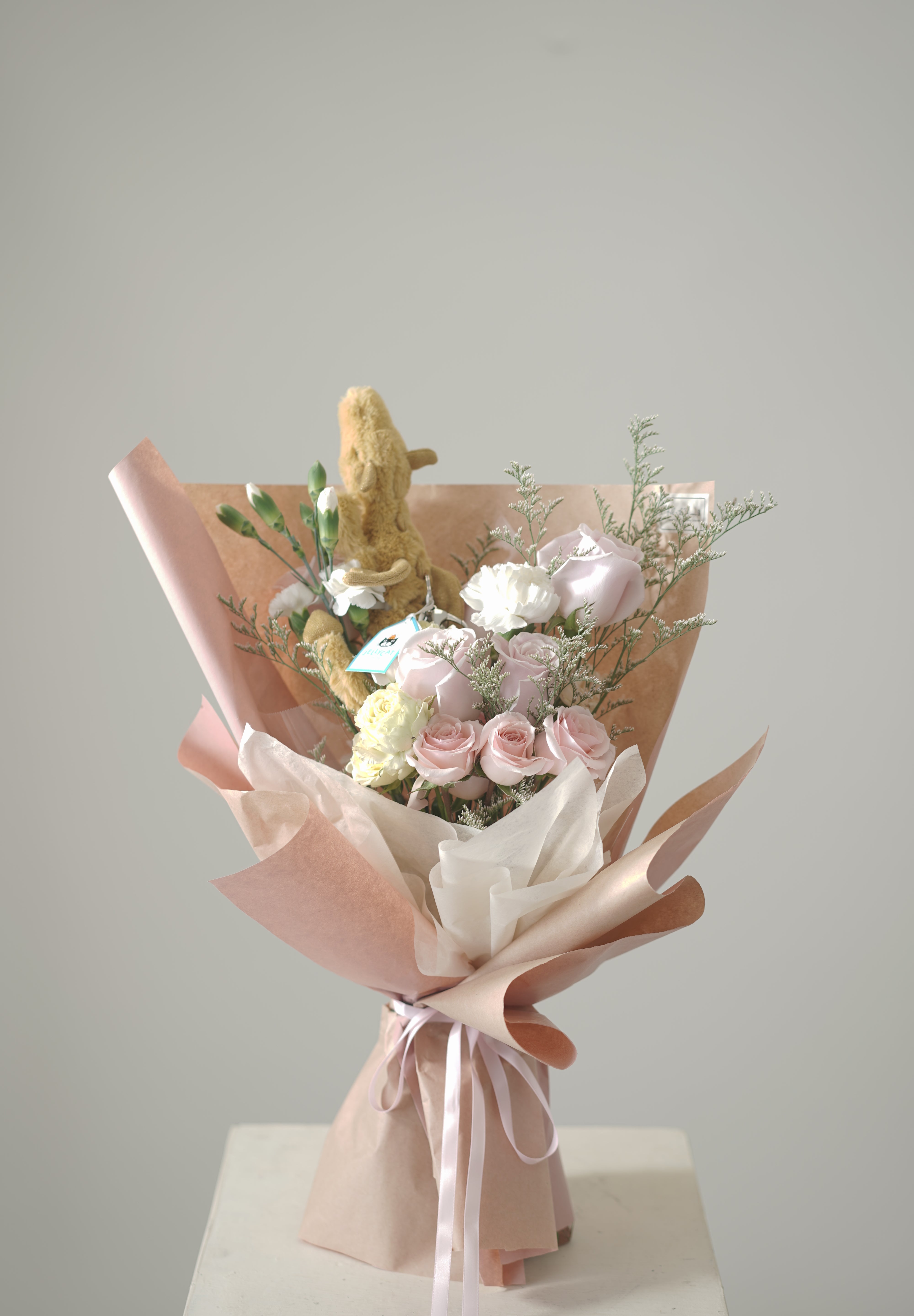 2025 Graduation Bouquet-Pink Tone