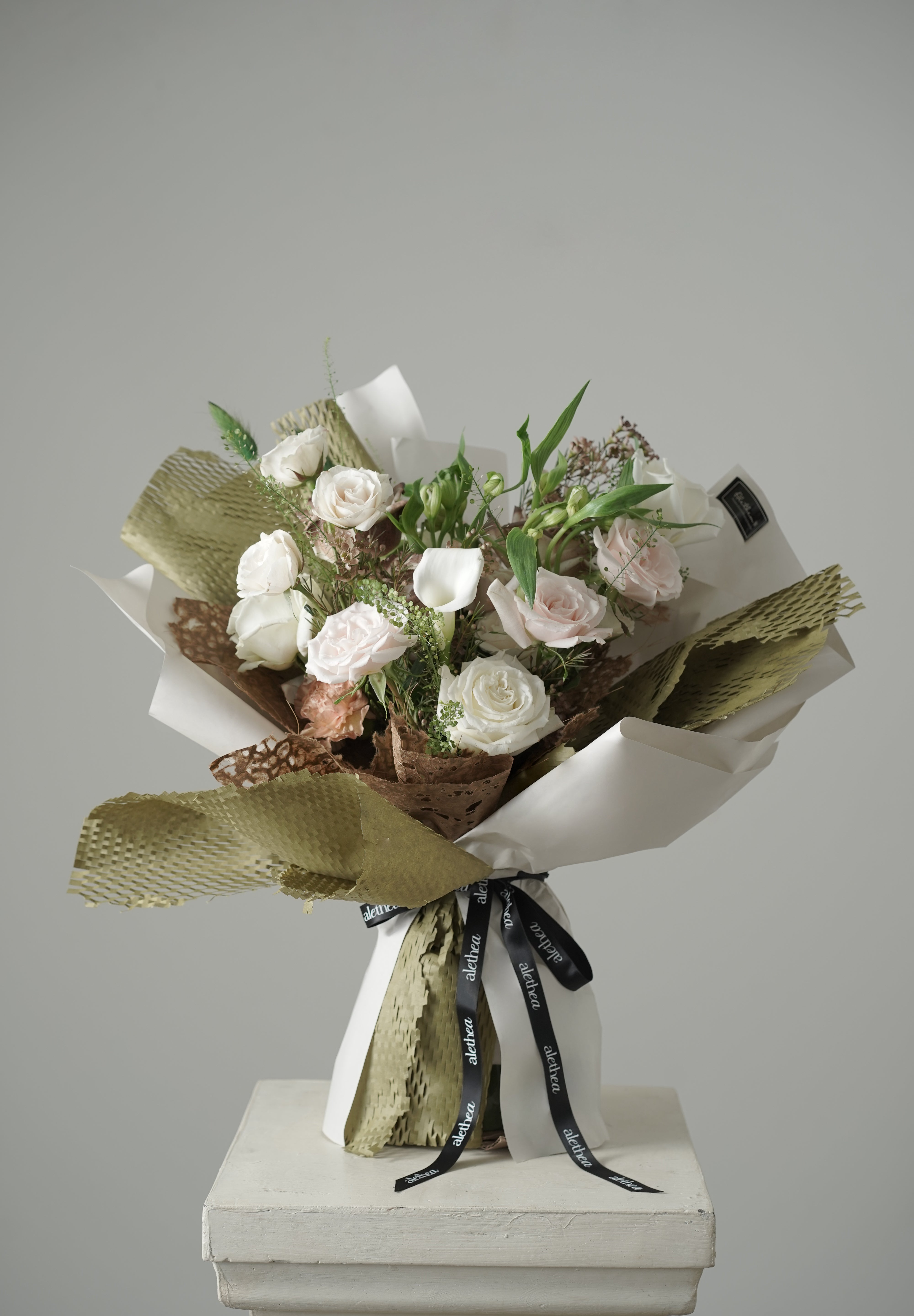 Alethea Virgo Bouquet - Zodiac Sign - For Him