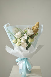 2025 Graduation Bouquet- White Tone