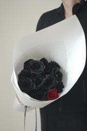 Dark Rose Bouquet🖤