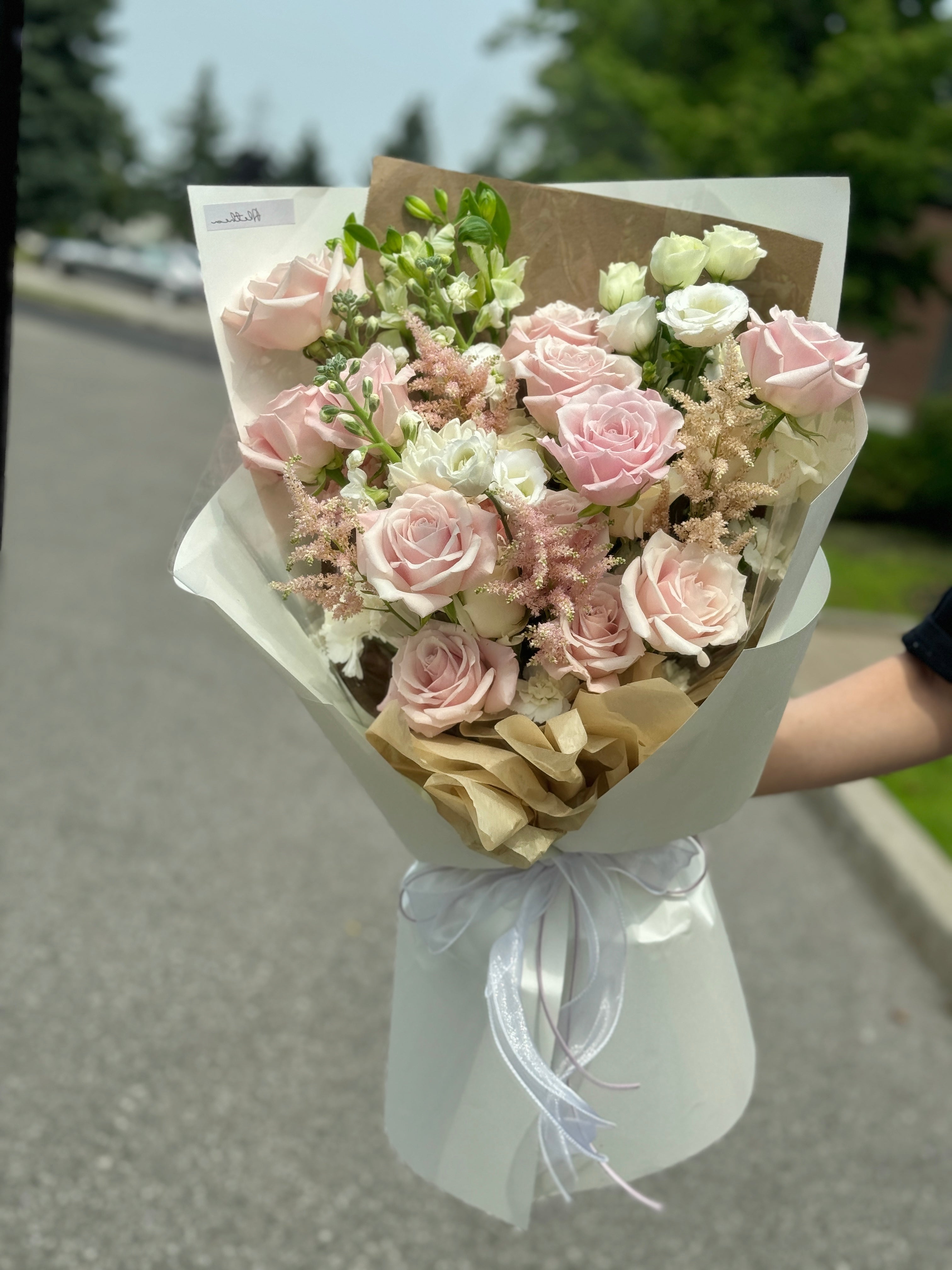 Alethea florist pick- mixed bouquet