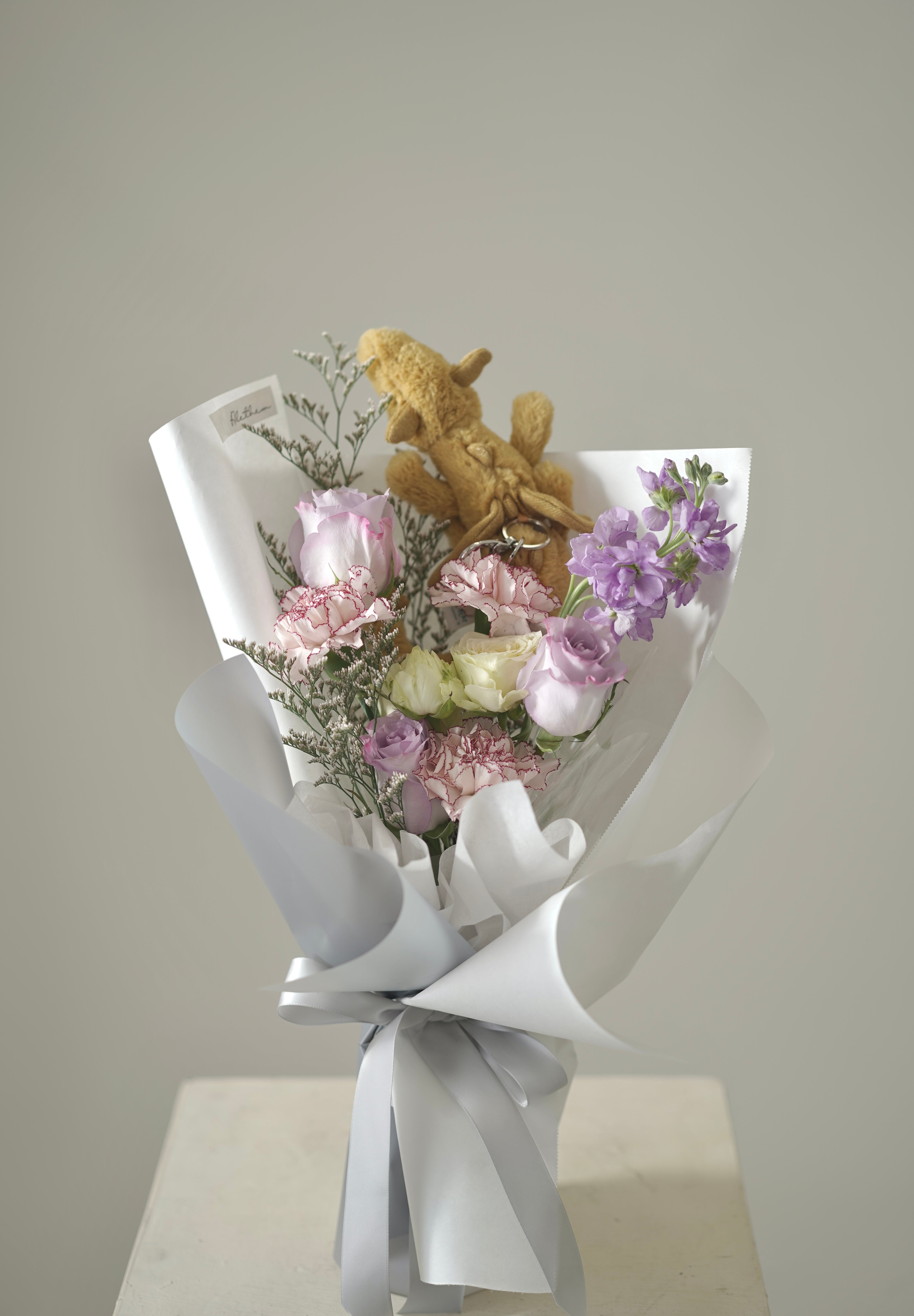 2025 Graduation Bouquet-Lavender Tone