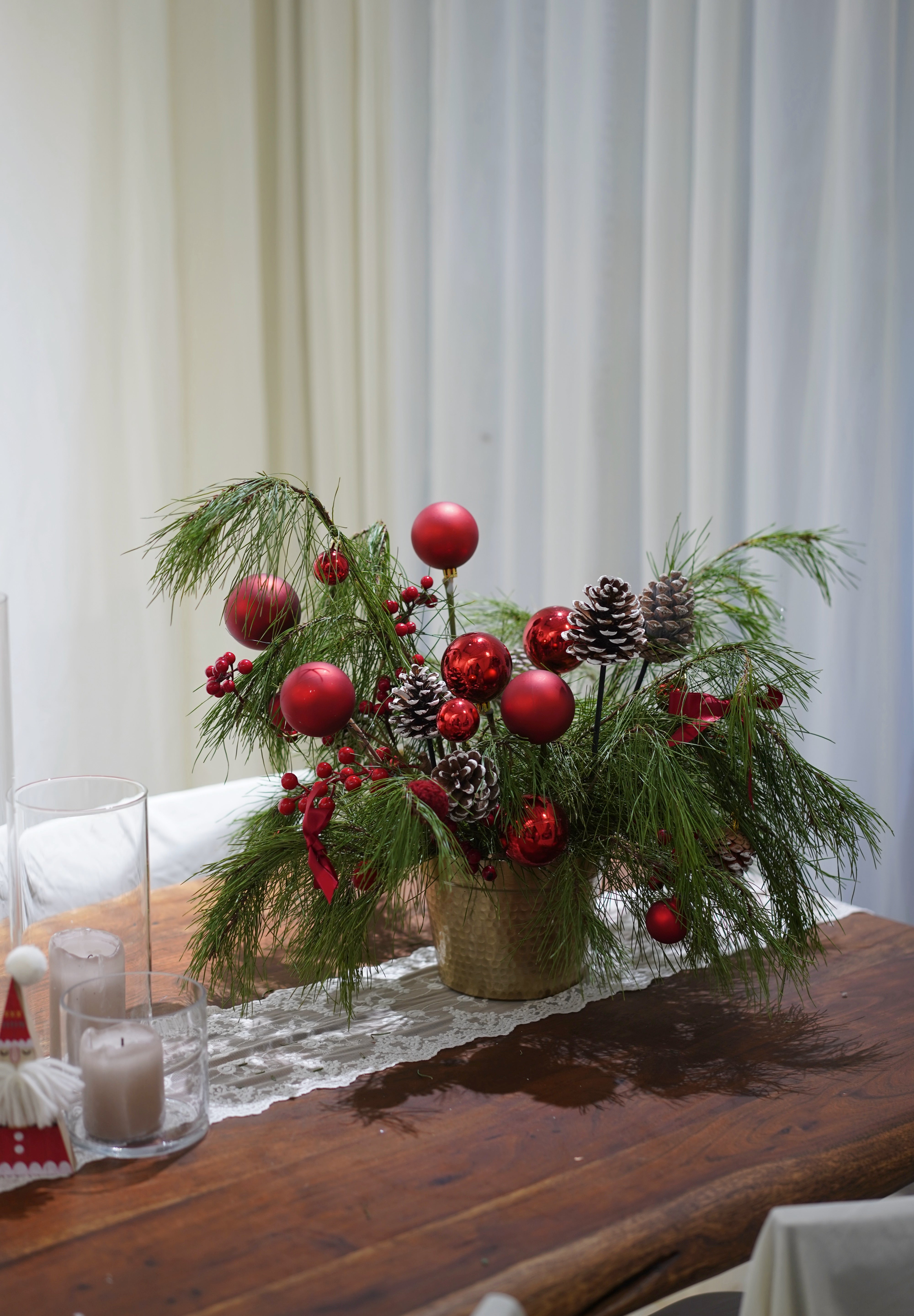 Winter Red Berry Christmas Centerpiece