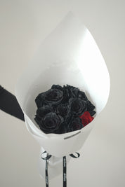 Dark Rose Bouquet🖤