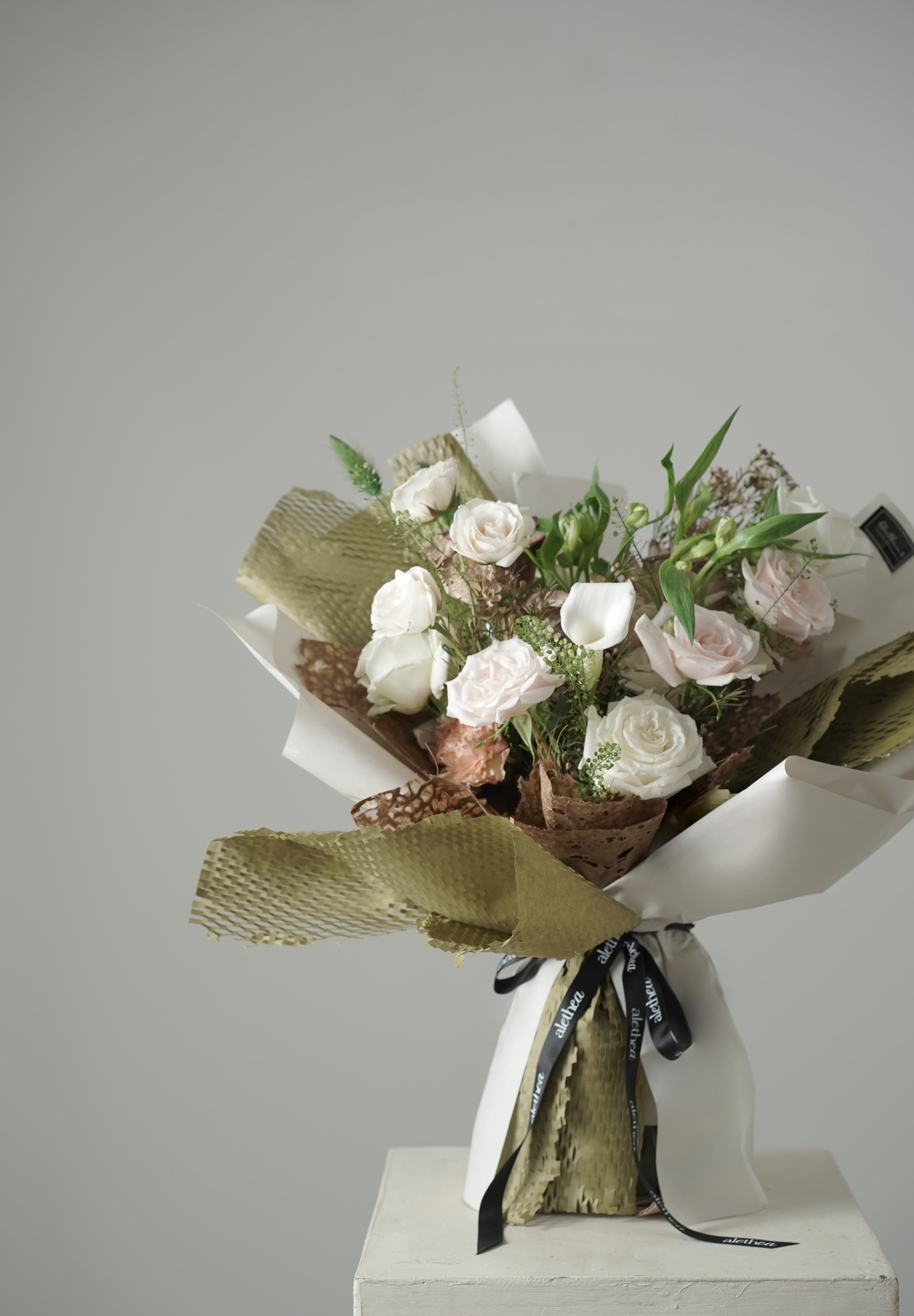 Alethea Virgo Bouquet - Zodiac Sign - For Him