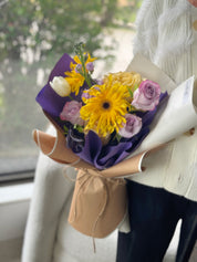 Alethea Gemini Bouquet - Zodiac Sign