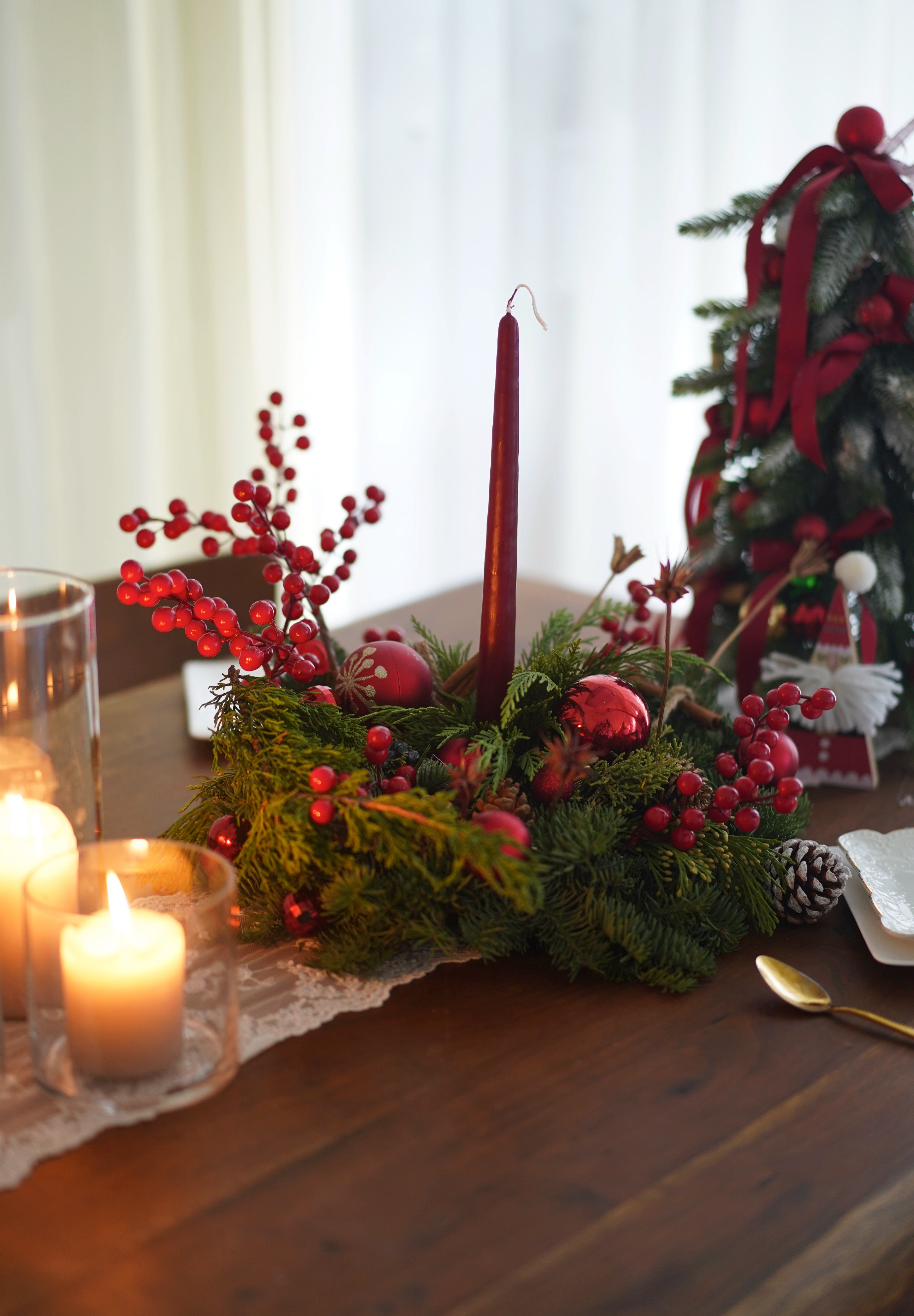 Red Berry Christmas Candle Holder