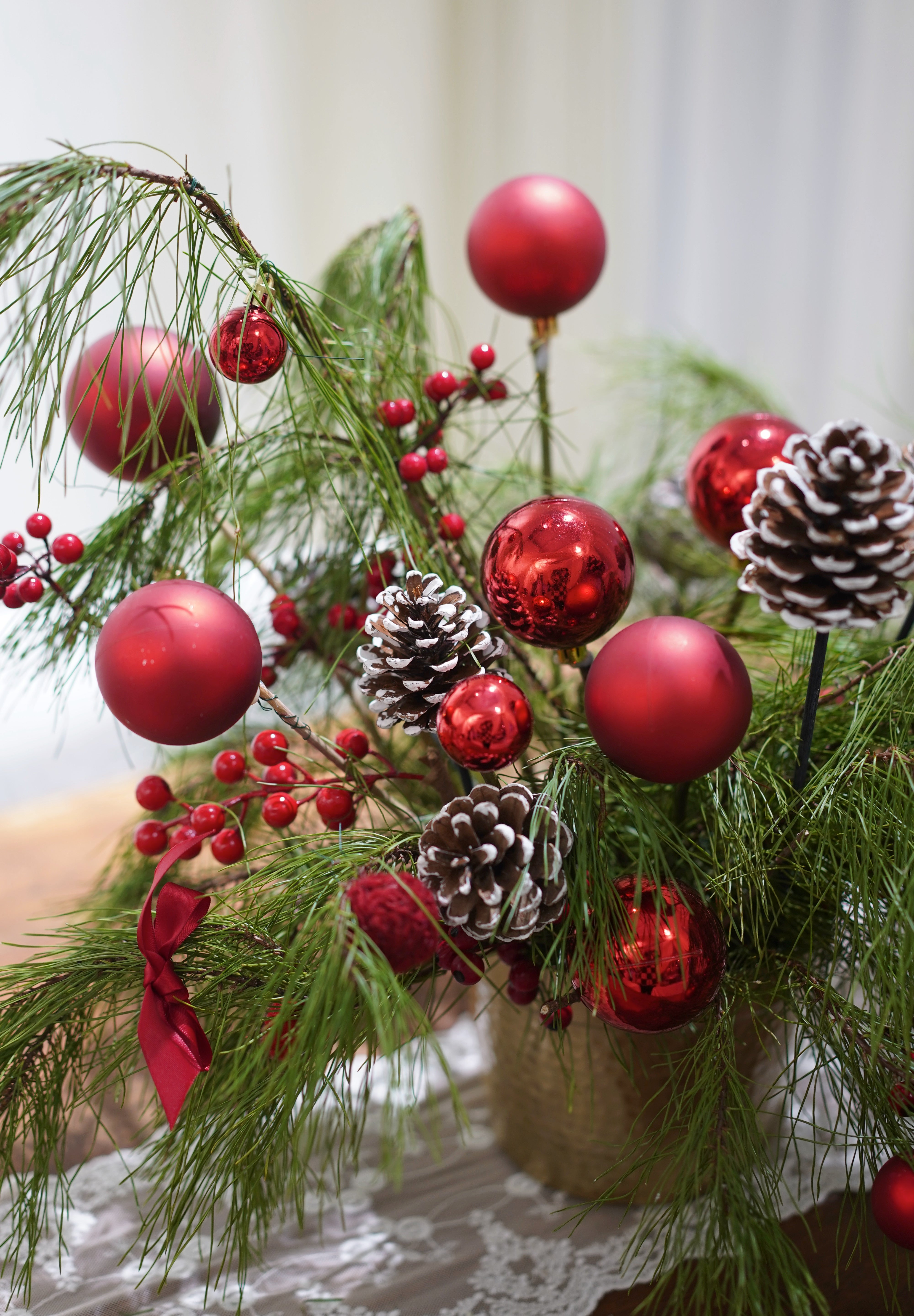 Winter Red Berry Christmas Centerpiece