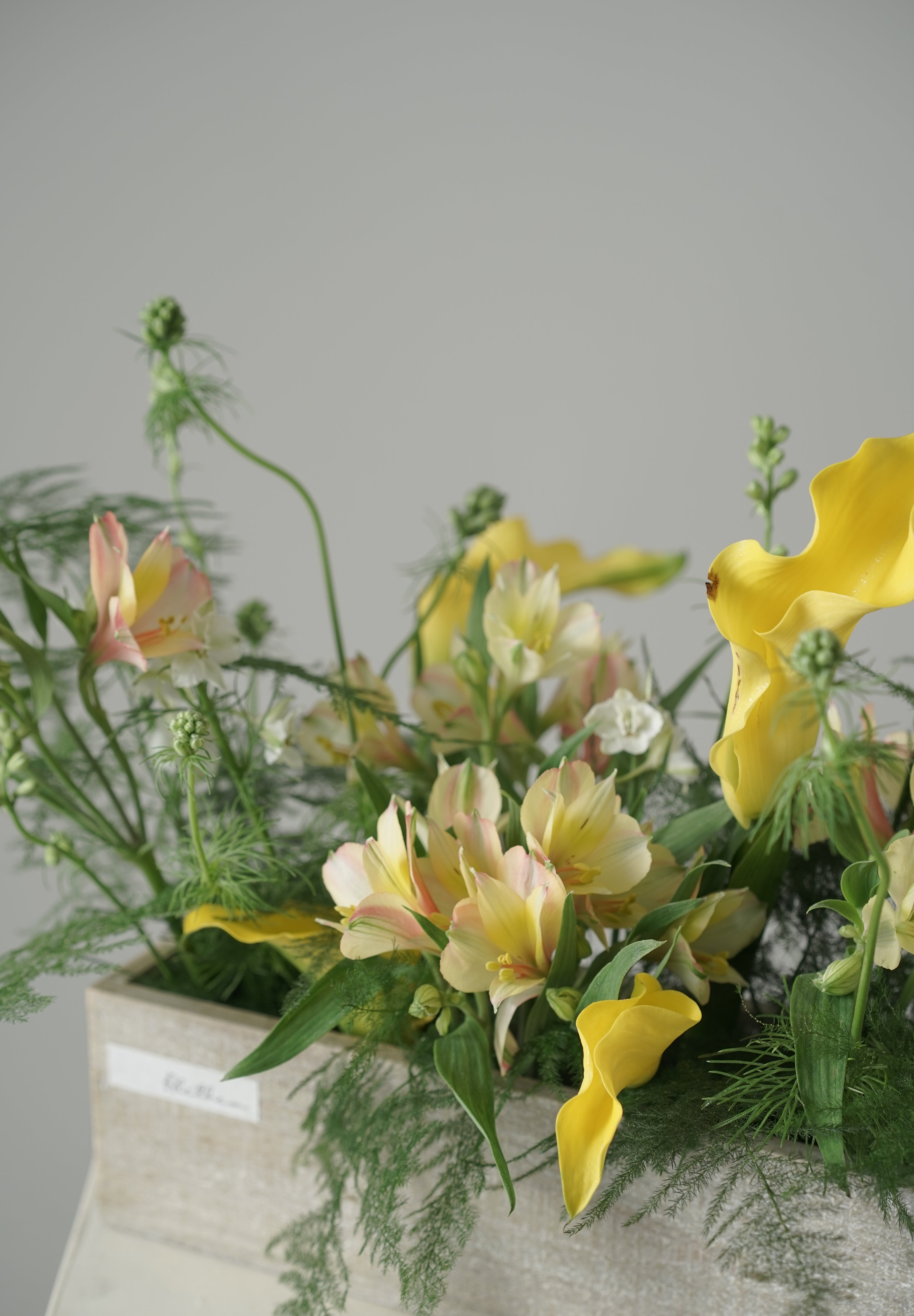 Yellow Harmony -  Table Arrangement