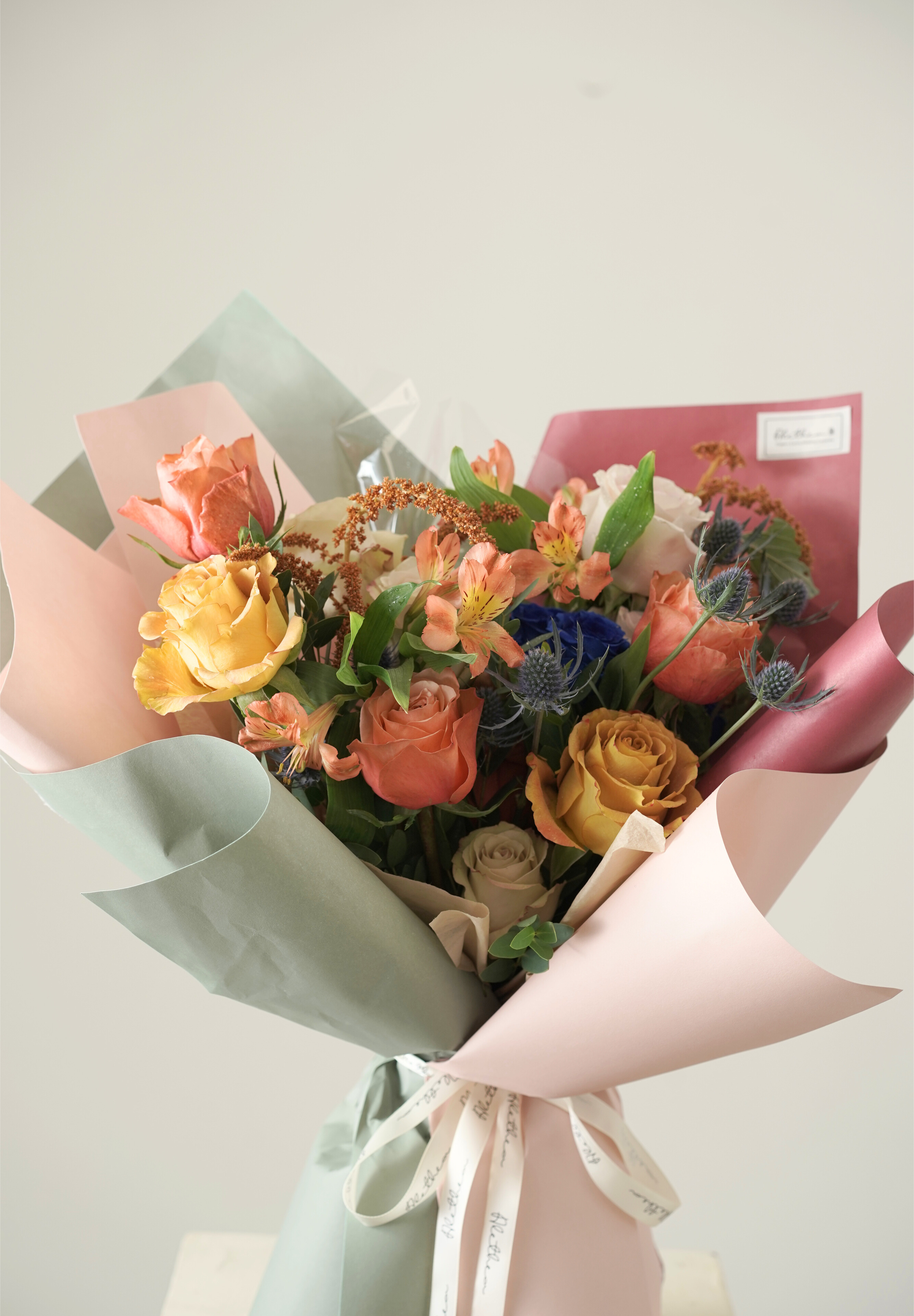 Alethea Leo Bouquet - Zodiac Sign - For Her