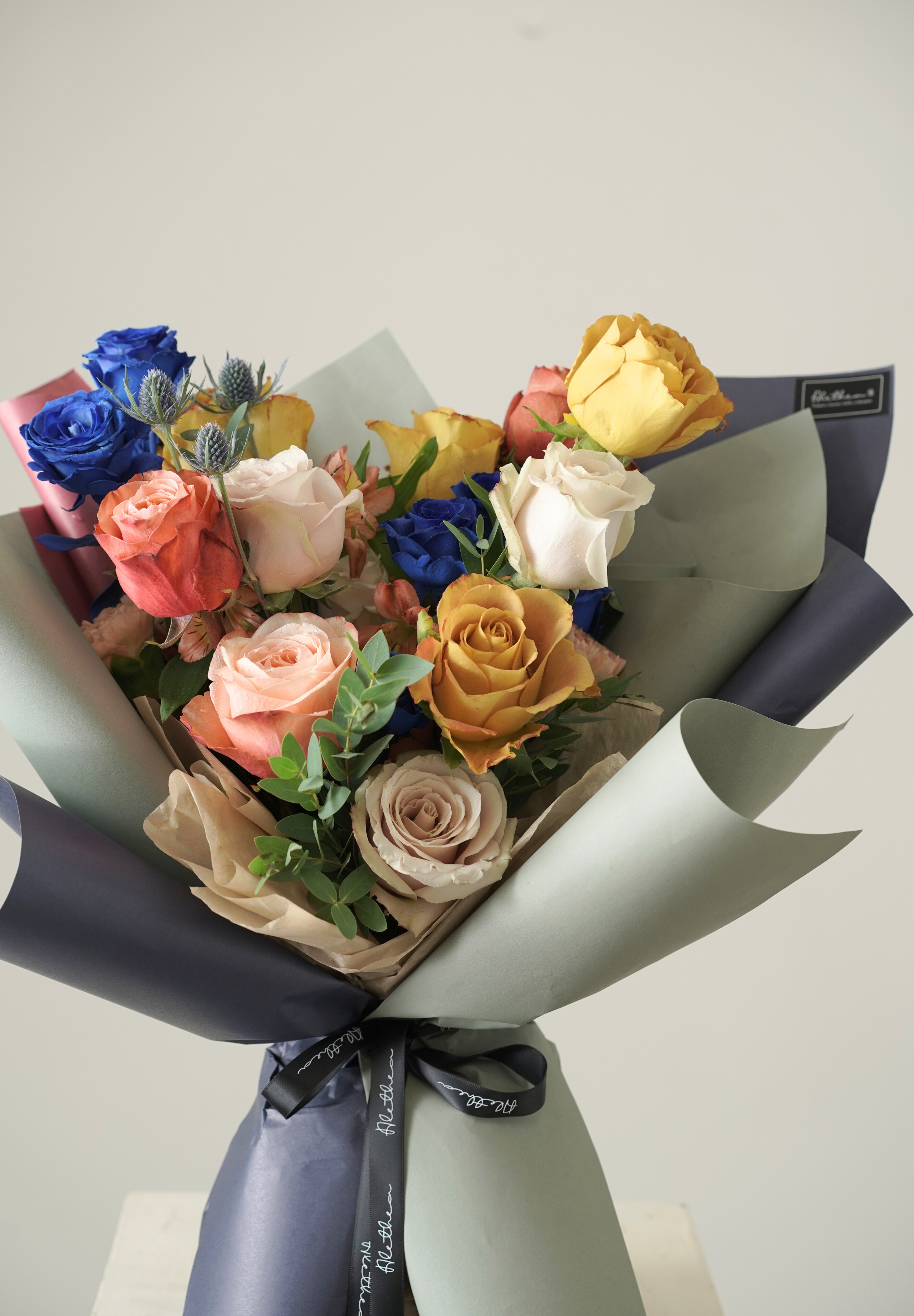 Alethea Leo Bouquet - Zodiac Sign - For Him