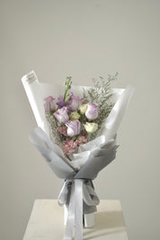 2025 Graduation Bouquet-Lavender Tone