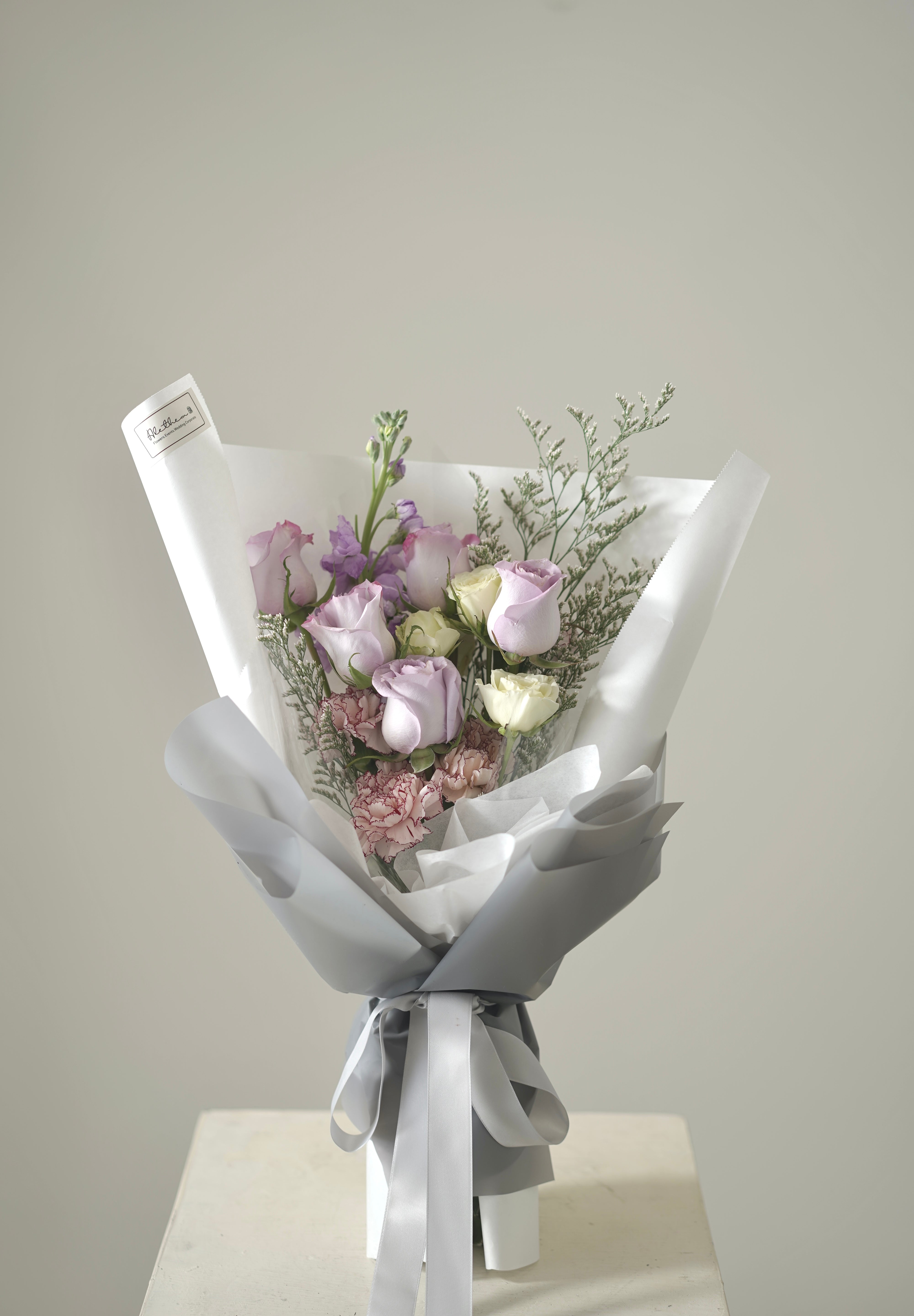 2025 Graduation Bouquet-Lavender Tone